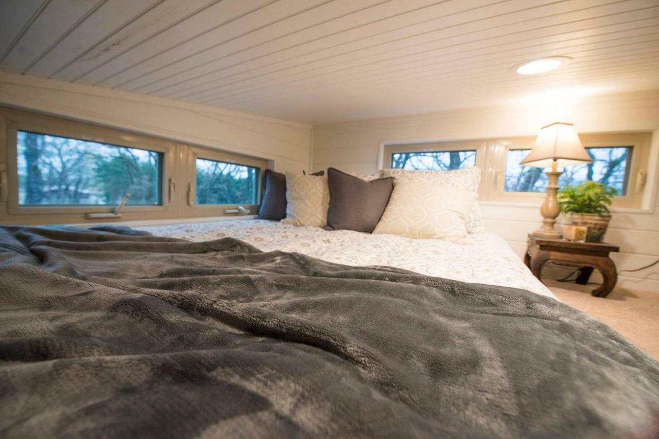 Elegant Tiny House in WacoâNear Magnolia Vila Exterior foto