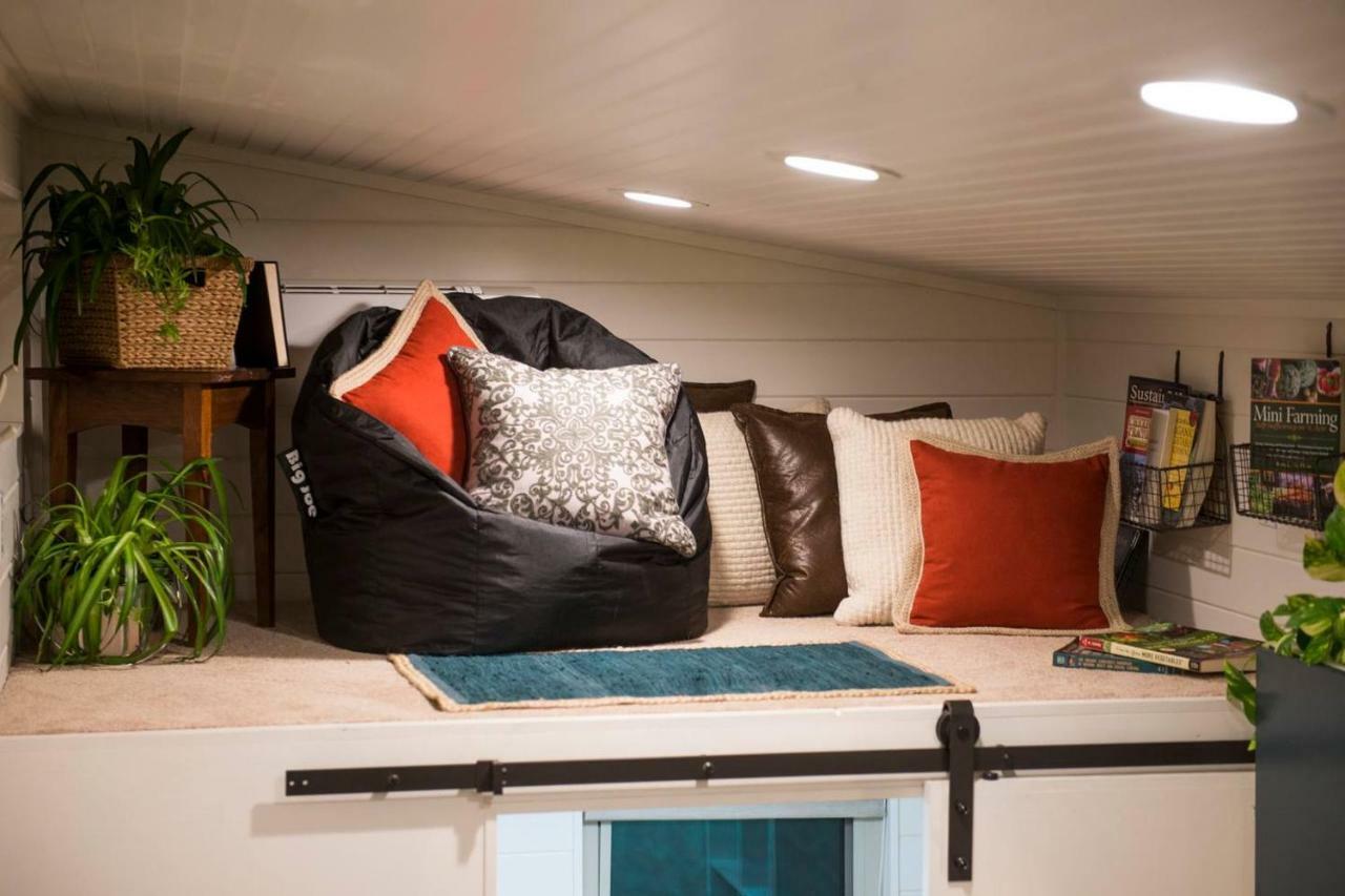 Elegant Tiny House in WacoâNear Magnolia Vila Exterior foto