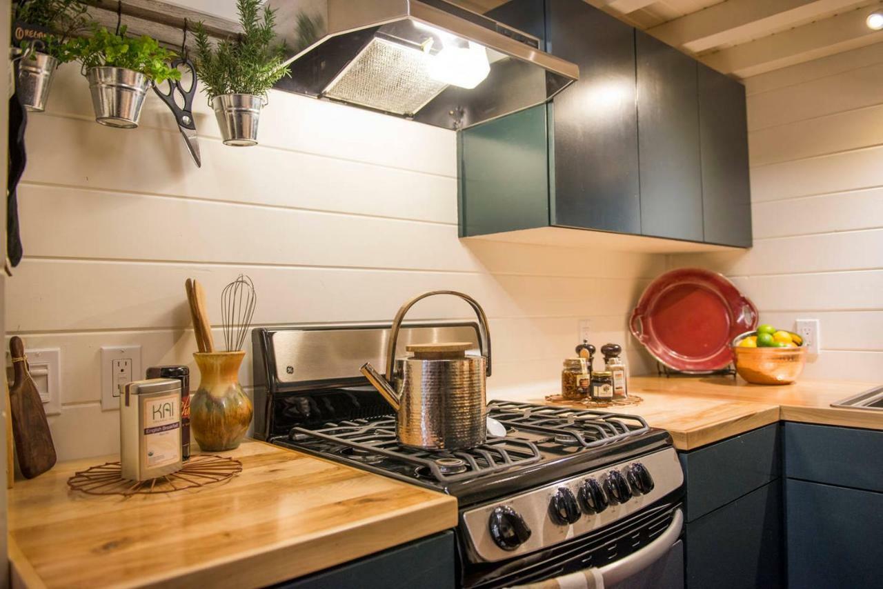 Elegant Tiny House in WacoâNear Magnolia Vila Exterior foto